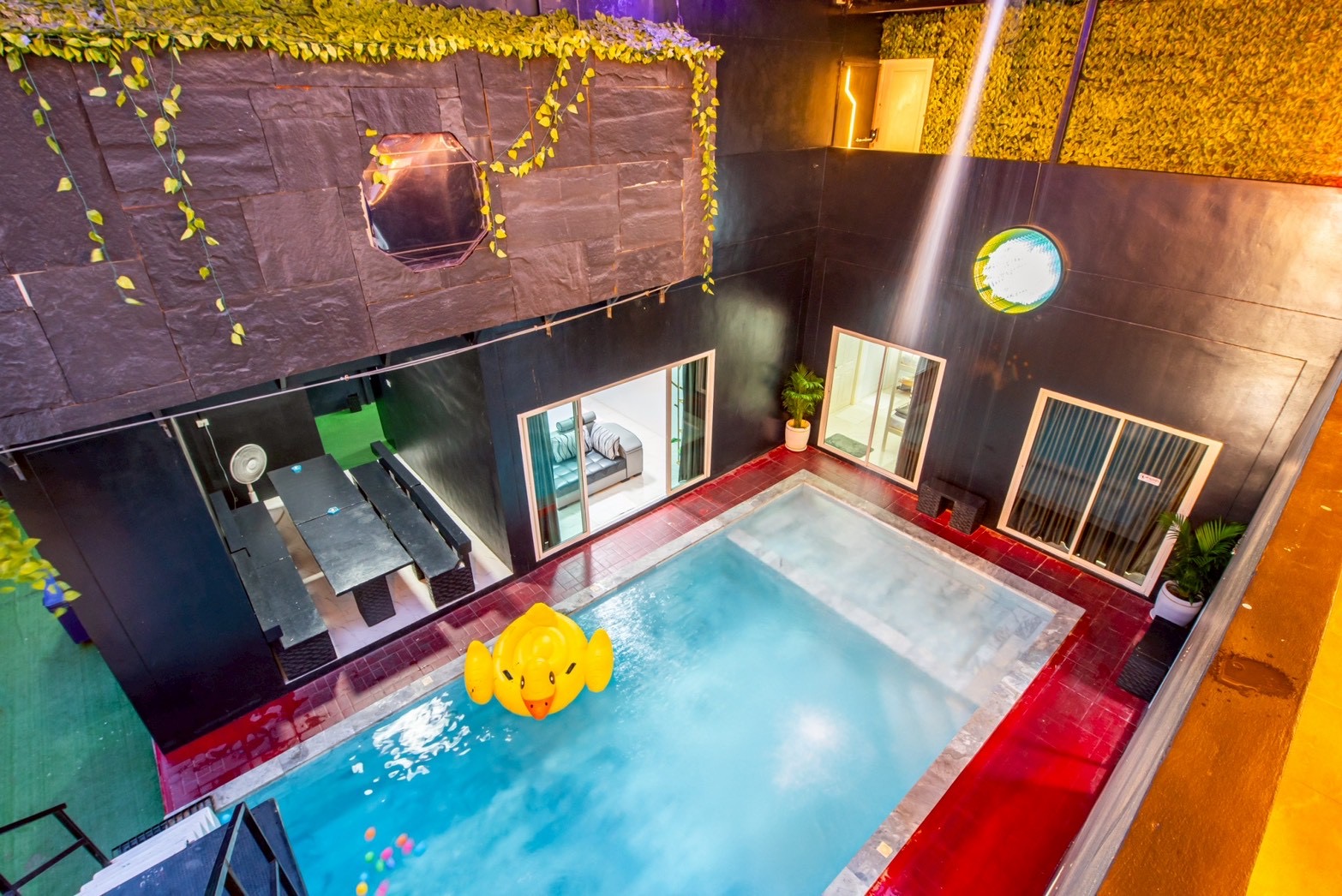 รูปภาพภายนอก Seven knight Pool Villa Pataya 3